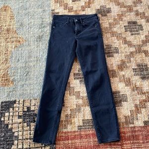 AE SKINNY like new soft stretchy Jeans 6R
